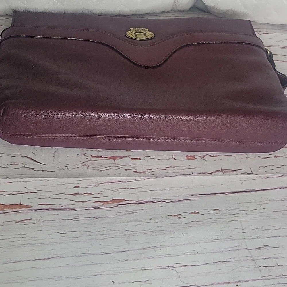 Etienne Aigner Classic Leather Burgundy Shoulder Bag